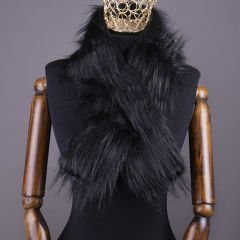 YARNART X-SCARF - FAUX FUR SHAWL BLACK - 02