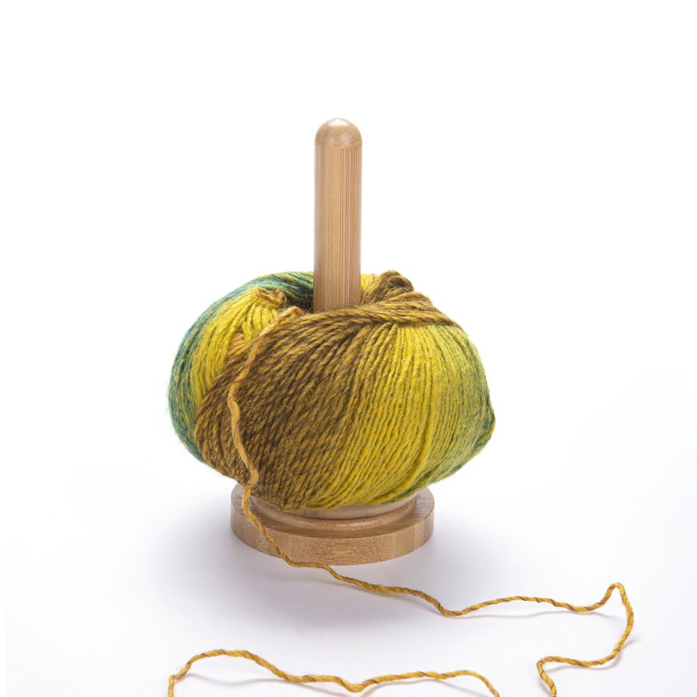 WOODEN YARN SPOOL HOLDER