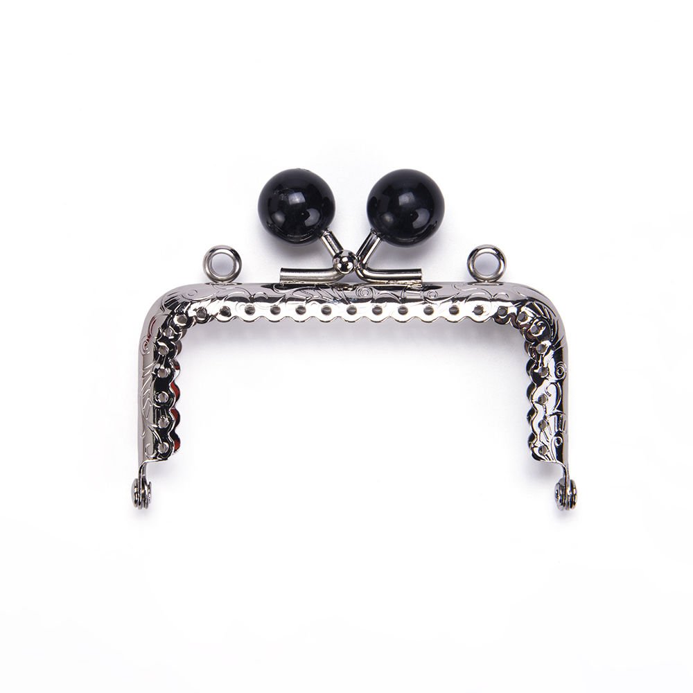RECTANGLE BLACK BEADED BAG FRAME 8.5 CM