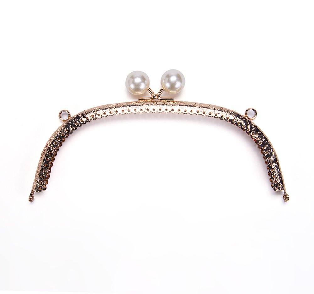 OVAL WHITE BEADED BAG FRAME 20.5 CM ROSE