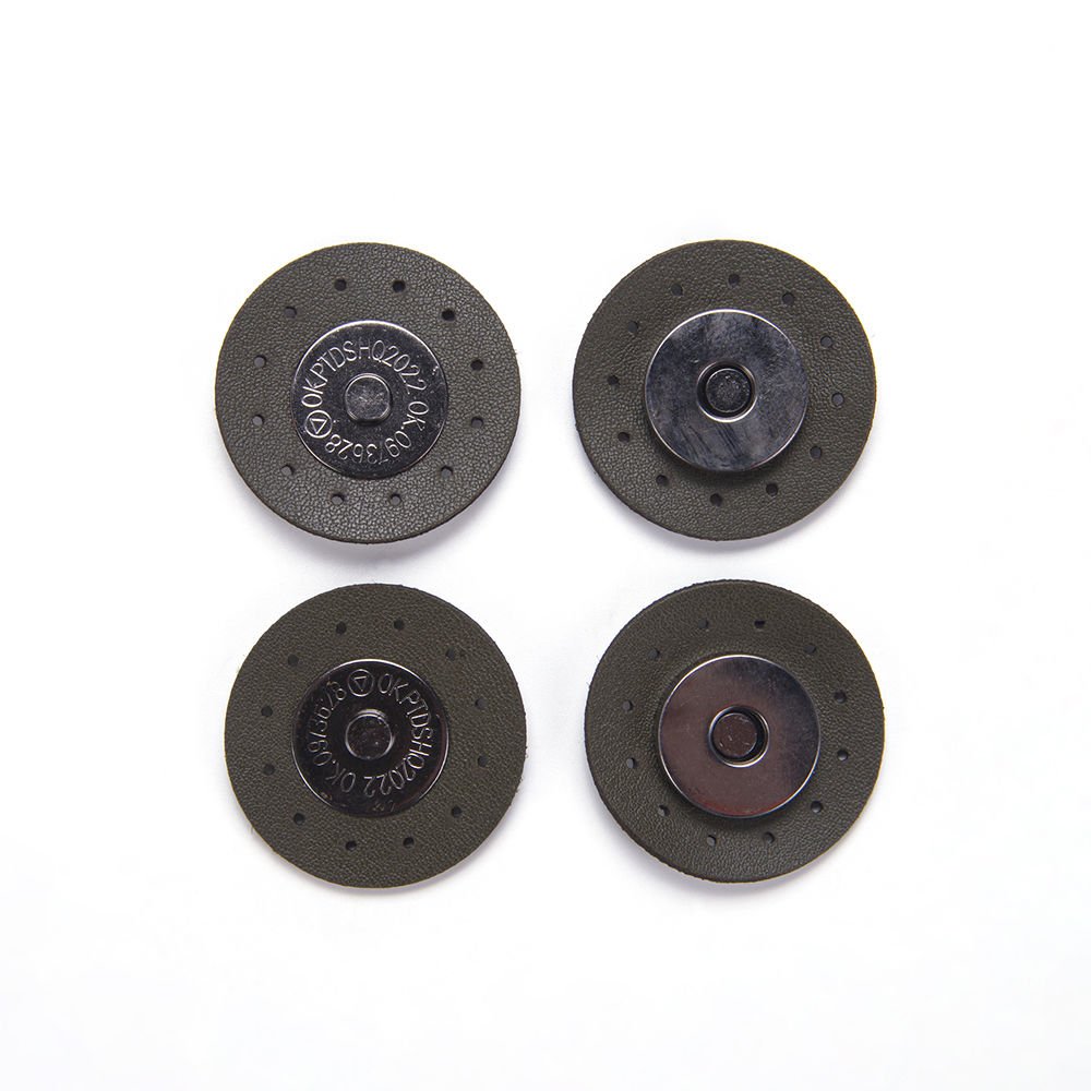 MAGNETIC BUTTONS WITH LEATHER - 2 PCS GREEN