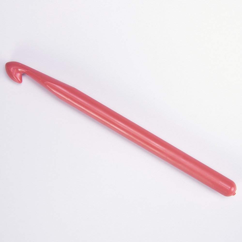 YARNART PLASTIC CROCHET HOOK 10 MM - RED