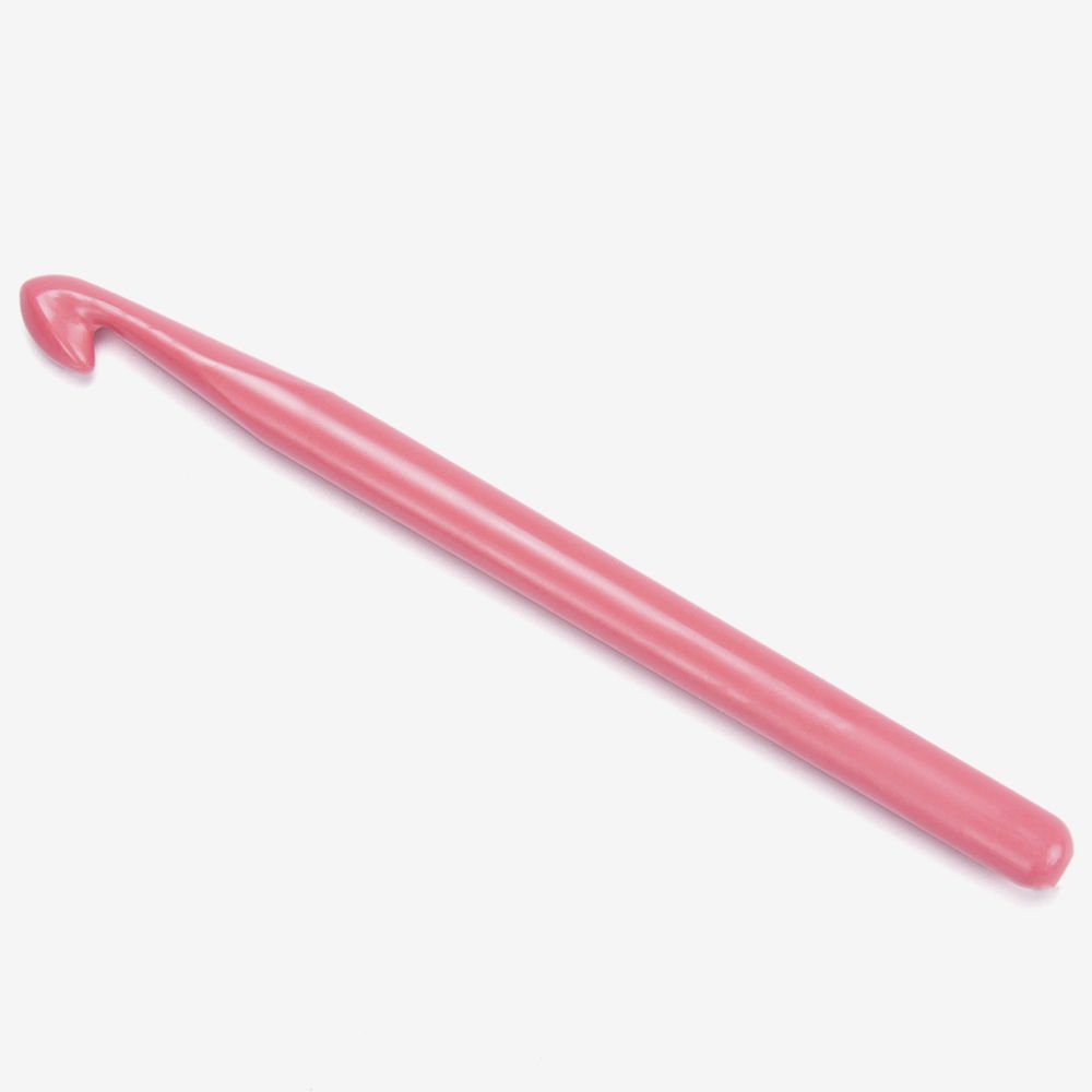 YARNART PLASTIC CROCHET HOOK 10 MM - PINK